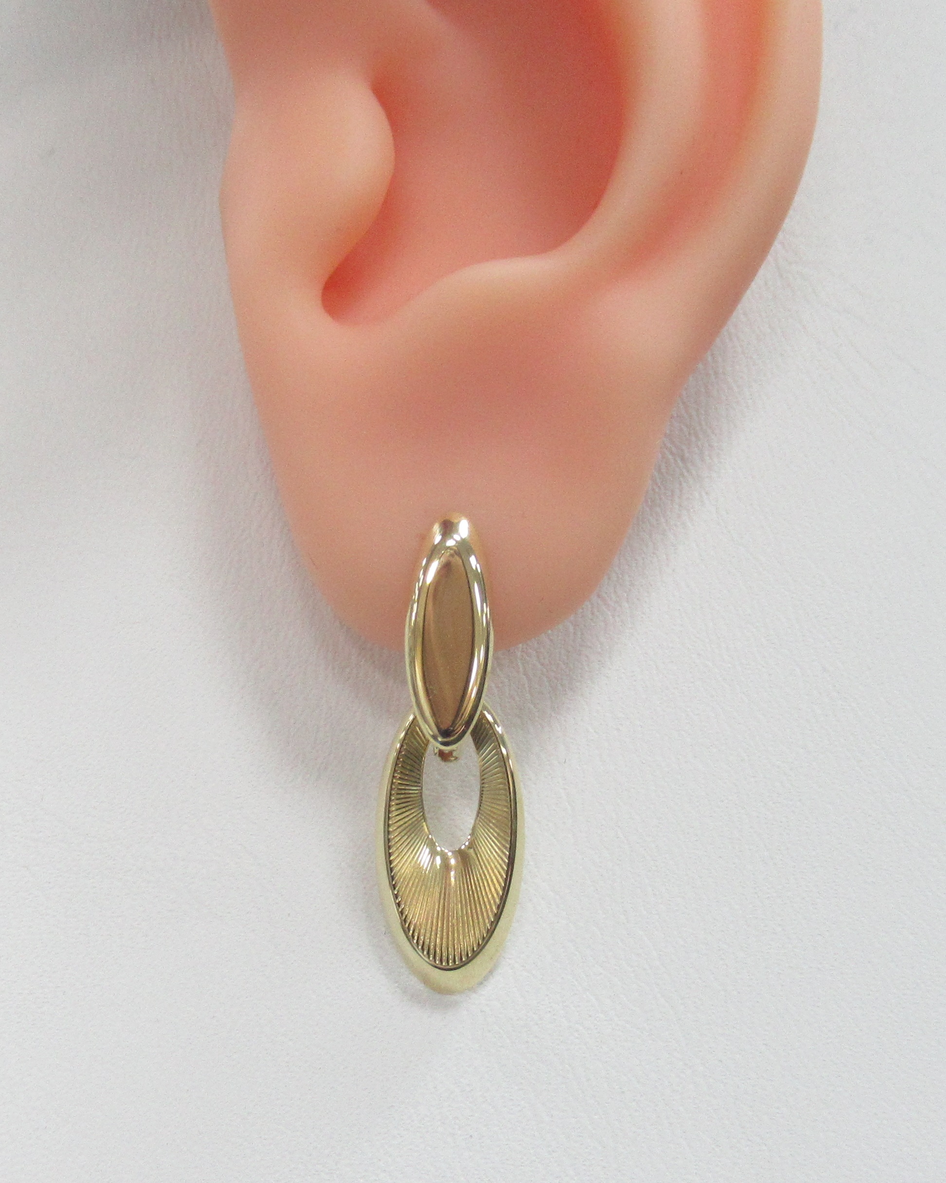 10519-000685 Серьги (Au 585)